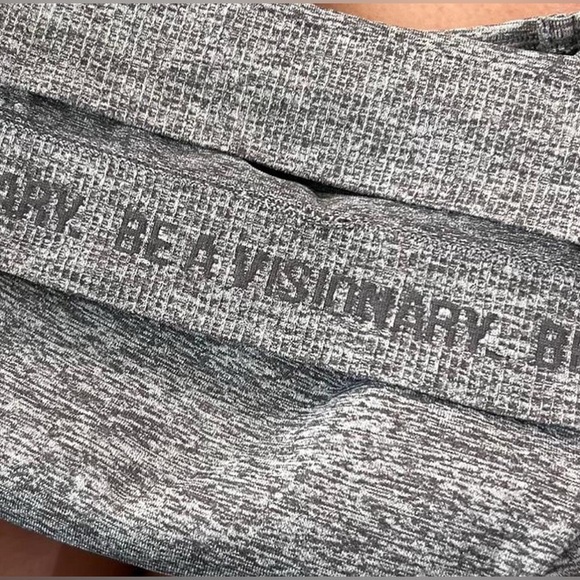 Gymshark bundle Black‎ and Gray Cropped Tops Size Small - Picture 7 of 7